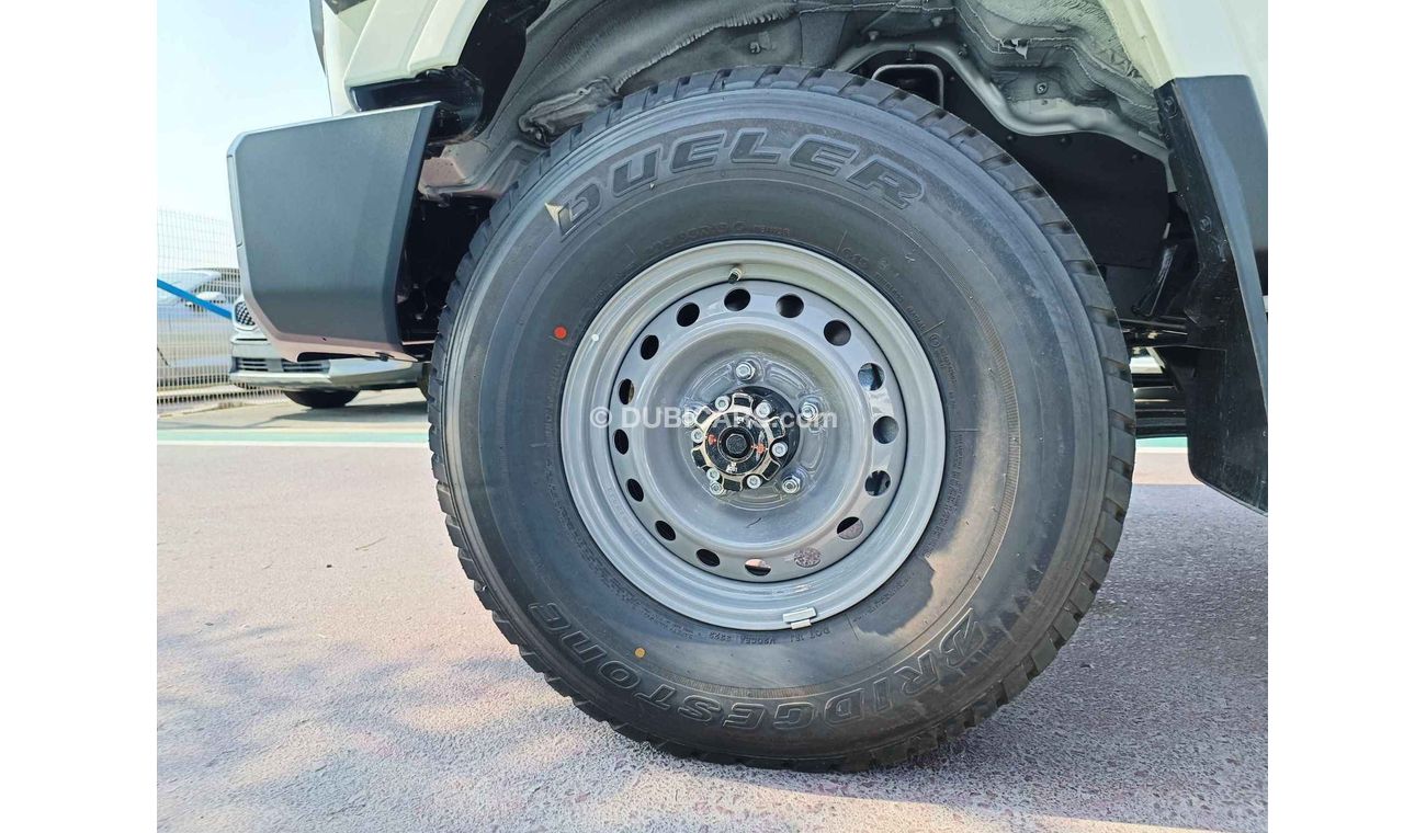 Toyota Land Cruiser 70 LC78 / V8 / 4.5L DIESEL / 9 STR /  SNORKEL / FRONT BUMPER NEW DESIGN PAINTED / 4WD (CODE # 5619)