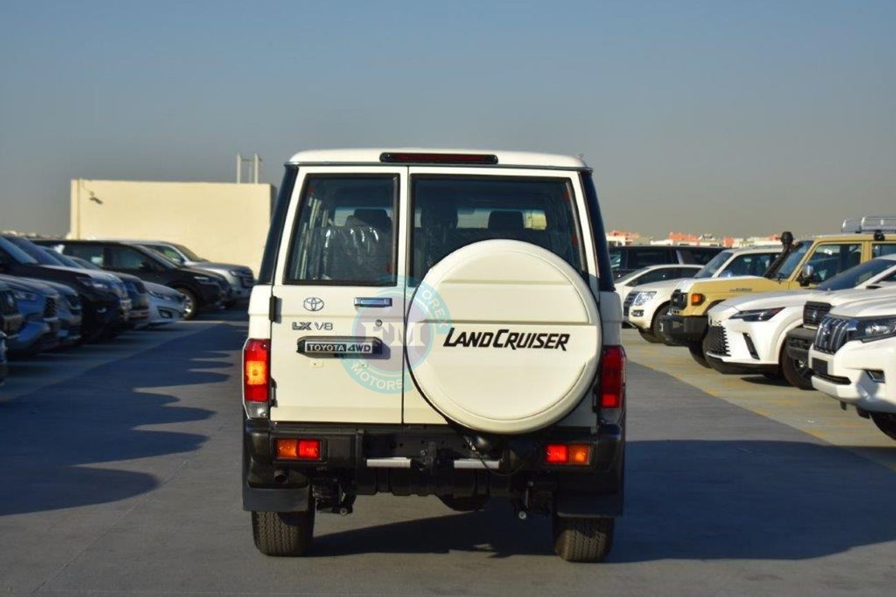 Toyota Land Cruiser 76 Hardtop LX Limited V8 4.5L Turbo Diesel 4WD Manual Transmission