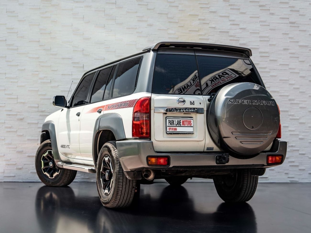 Nissan Patrol Safari Super Safari 4.8L A/T