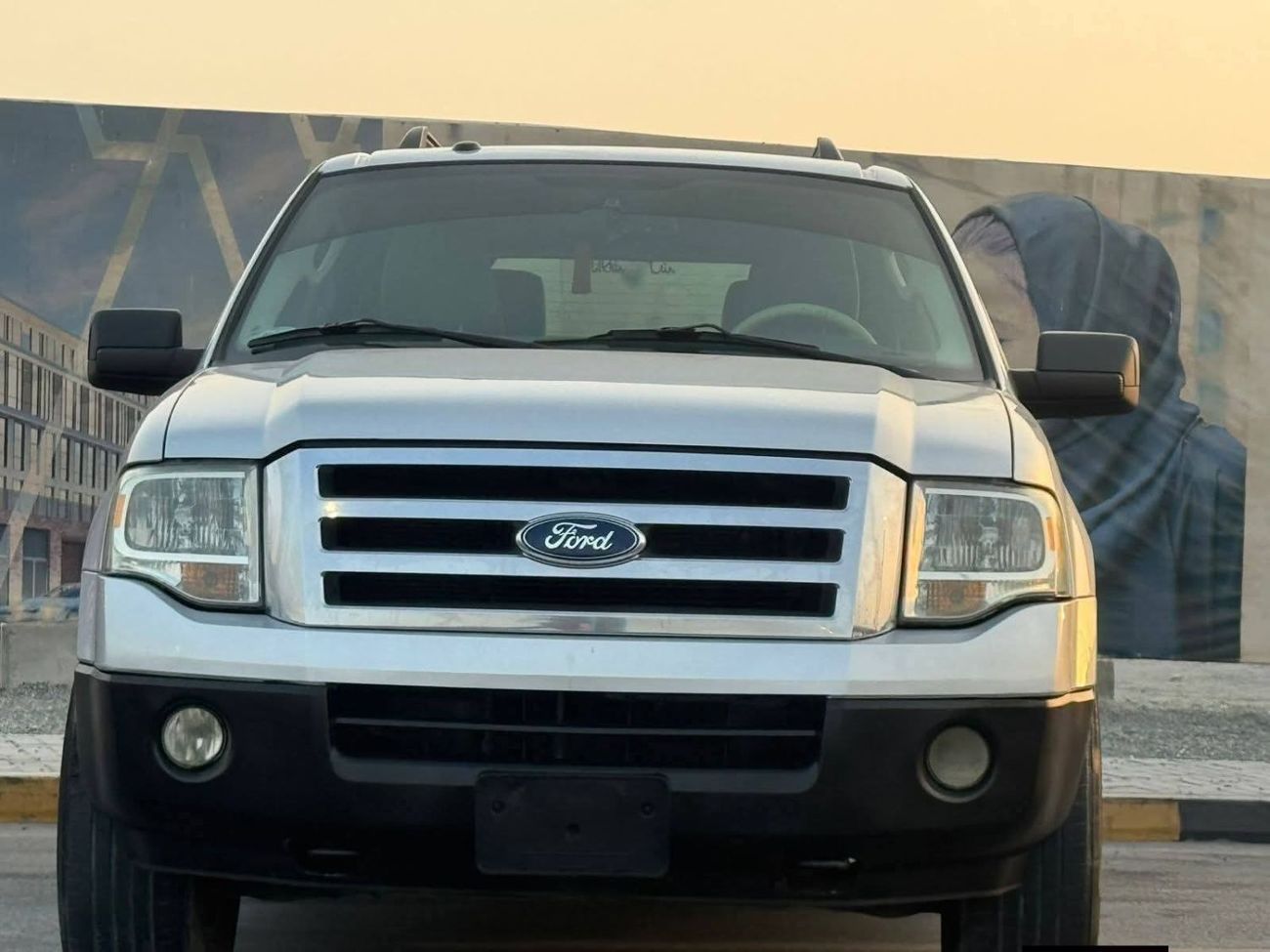 Ford Expedition EL XL 5.4L 7 seats No. 2, GCC specs
