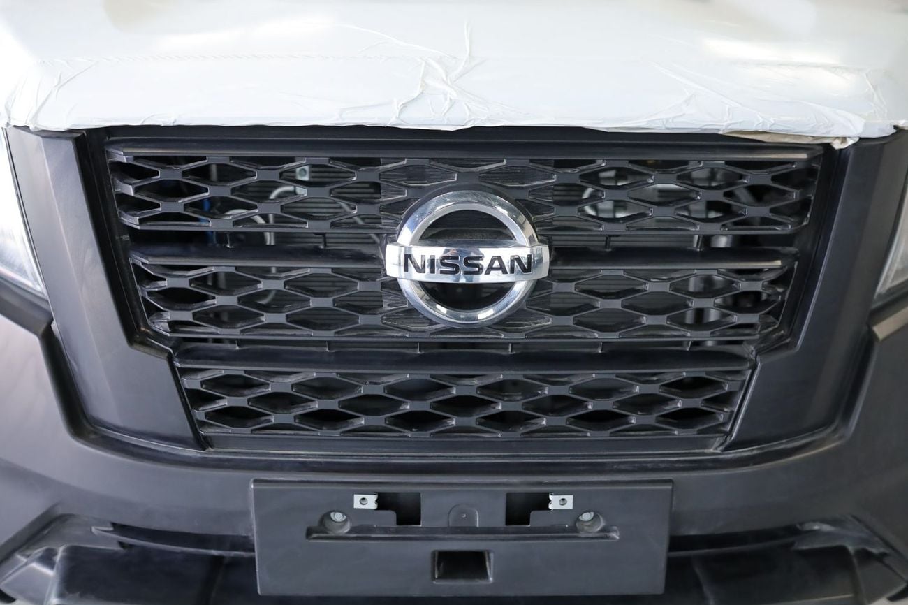 نيسان نافارا 2.5L Petrol | XE Manual Transmission | Single Cabin (Only For Export)