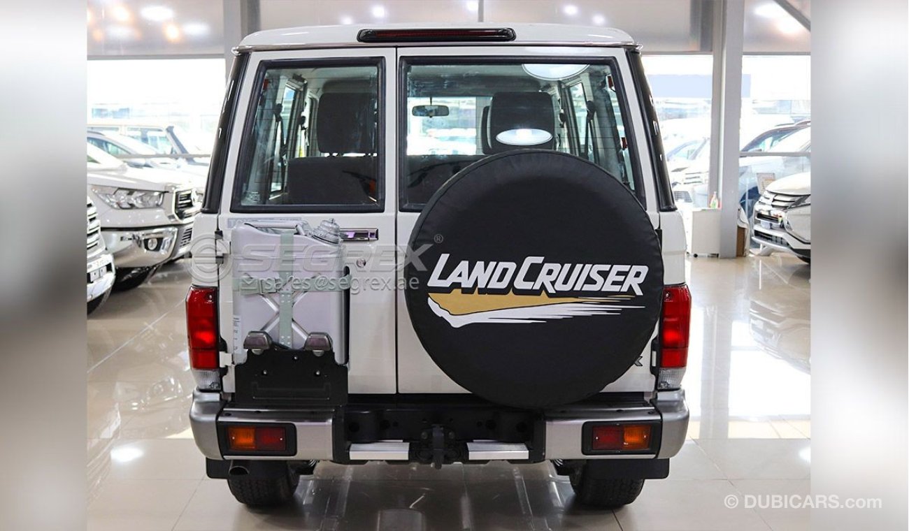 Toyota Land Cruiser Hard Top 21YM 4.0L GRJ76 AW OVER FENDER - Different color and basic option available