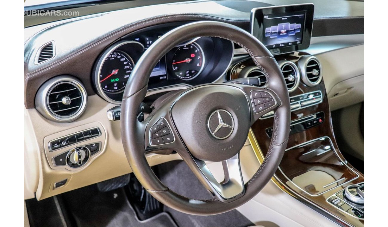 Mercedes-Benz GLC 250 RESERVED ||| Mercedes-Benz GLC 250 AMG 2016 GCC under Warranty with Flexible Down-Payment.