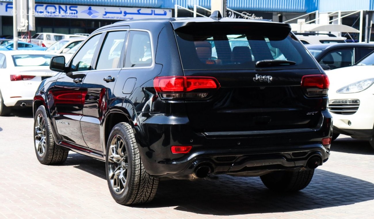 Jeep Grand Cherokee SRT