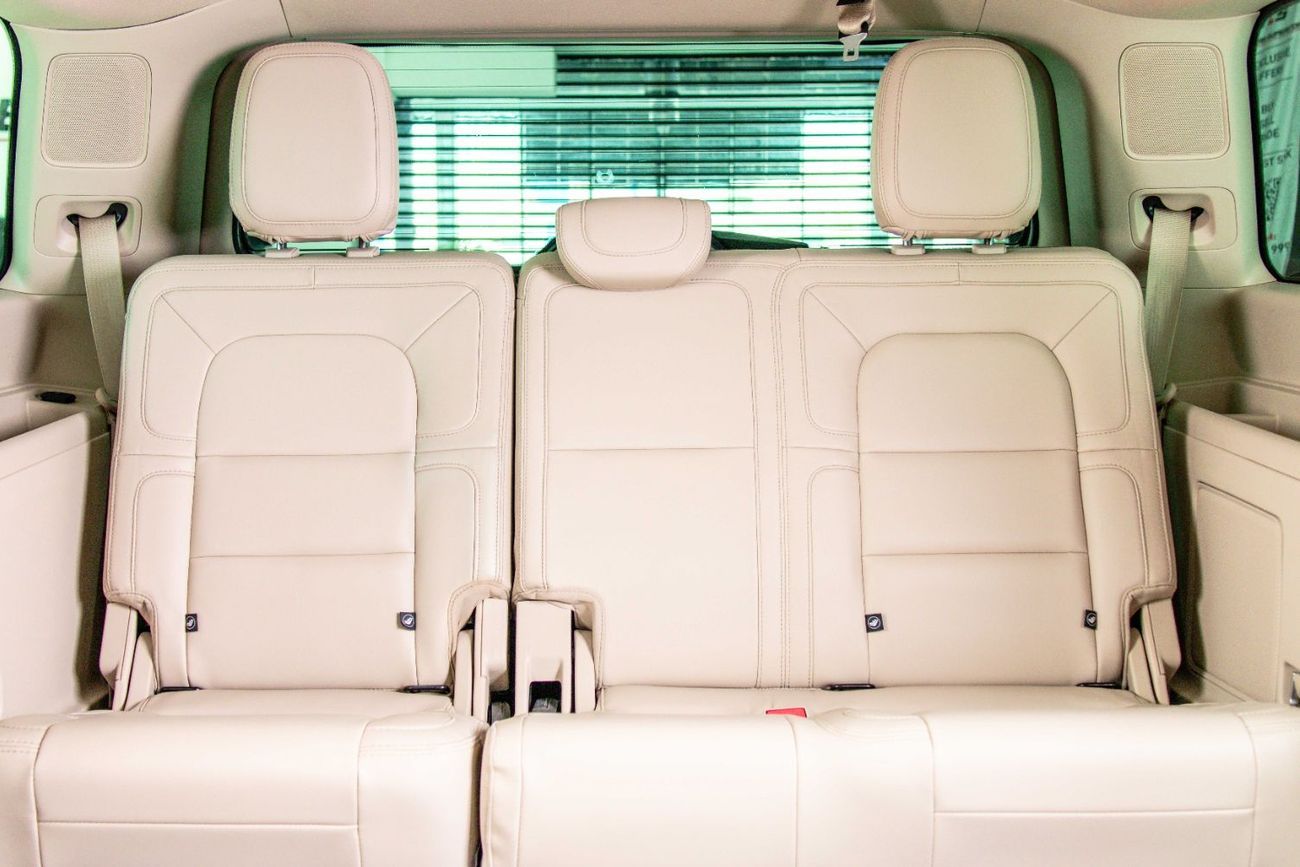 Lincoln Navigator Reserve 3.5L GCC-7 Seats-Al Tayer Warranty and Service Contract Until 05/2026-22 Inch