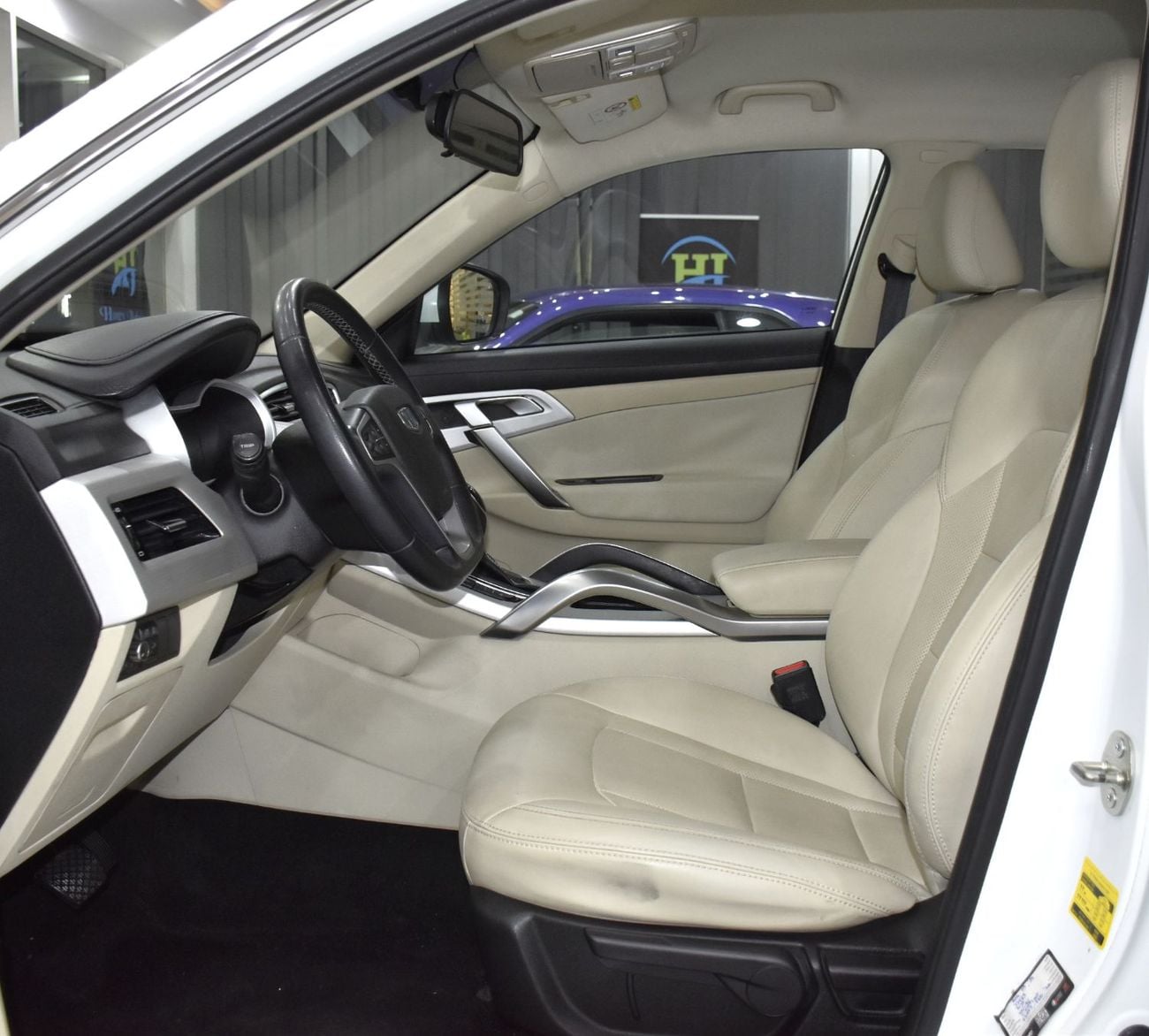 Geely Emgrand X7 Sport FLAGSHIP EXCELLENT DEAL for our Geely Emgrand X7 Sport ( 2020 Model ) in White Color GCC Specs