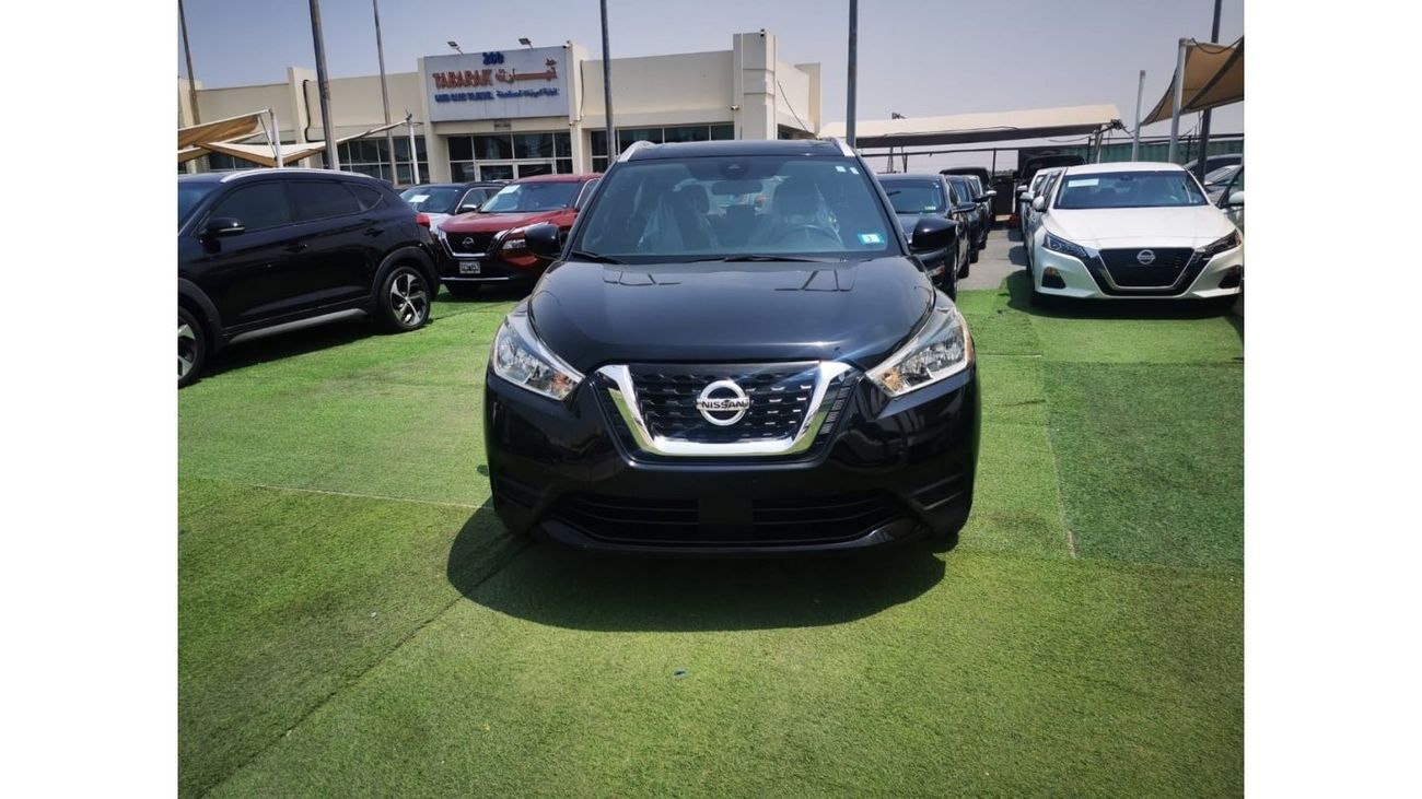 Nissan Kicks SV Very Clean Car