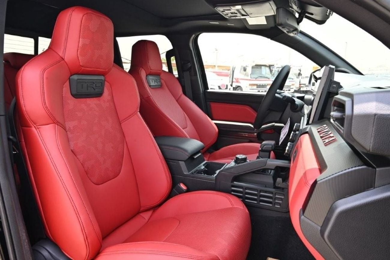 تويوتا تاكوما HYBRID 2.4L BLACK/RED