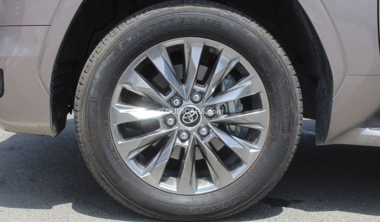 Toyota Land Cruiser GXR-V LC300 GCC