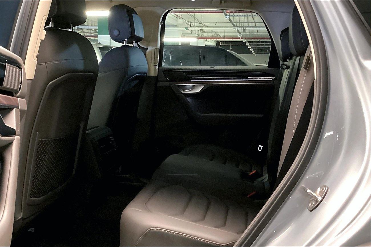 فولكس واجن طوارق Comfortline | شامل الضمان | 0 ﺪﻔﻋﺓ ﺃﻮﻟﻯ