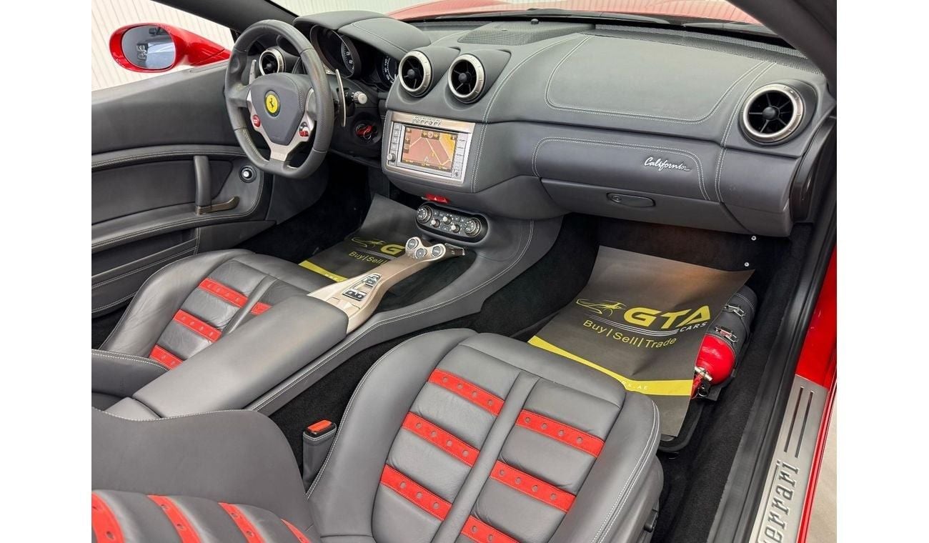 Ferrari California Std 4.3L (460 HP) 2013 Ferrari California, July 2025 Ferrari Warranty, Full Ferrari Service History,