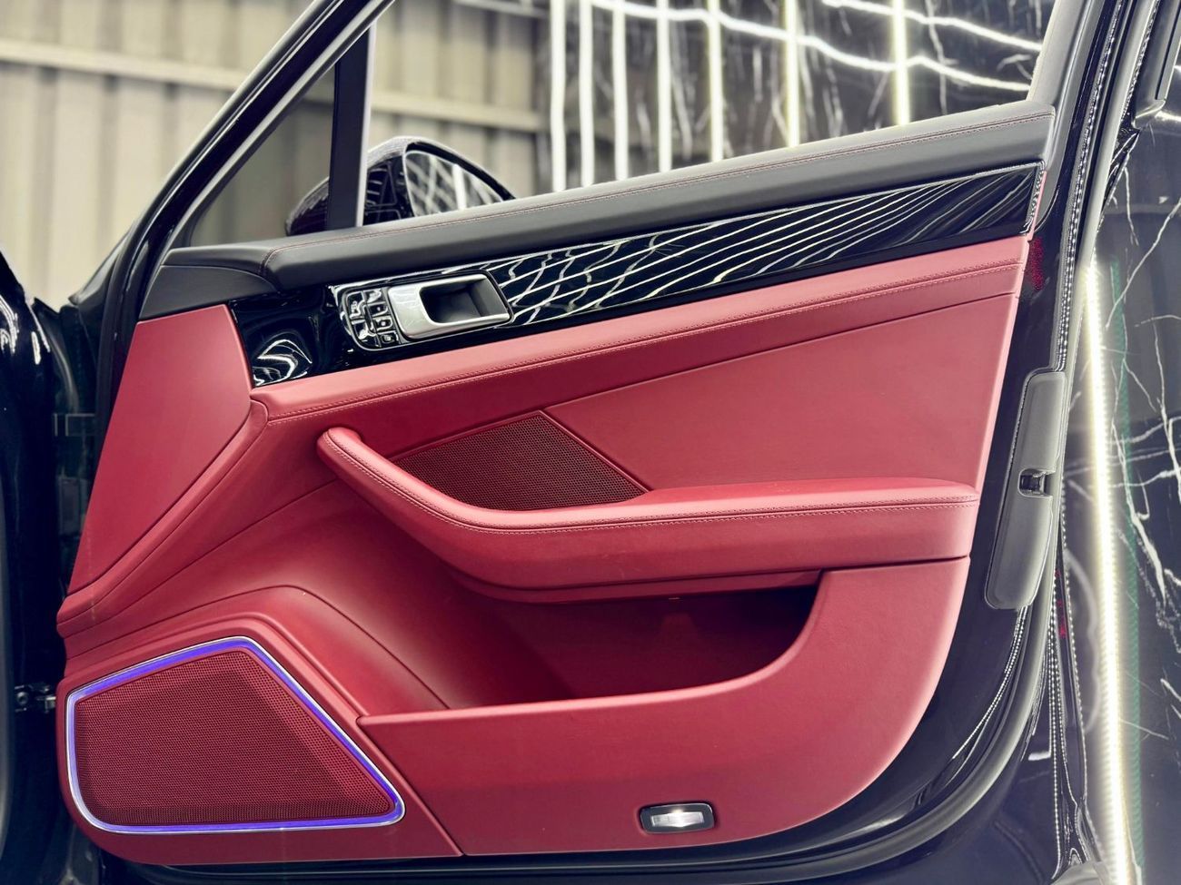 Porsche Panamera Std 3.0L (325 HP) 2021 Porsche Panamera, Aug 2026 Porsche Warranty, Sport Chrono Package, Excellent