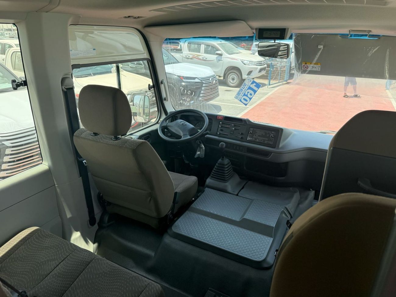 تويوتا كوستر TOYOTA COASTER 2.7L 2025