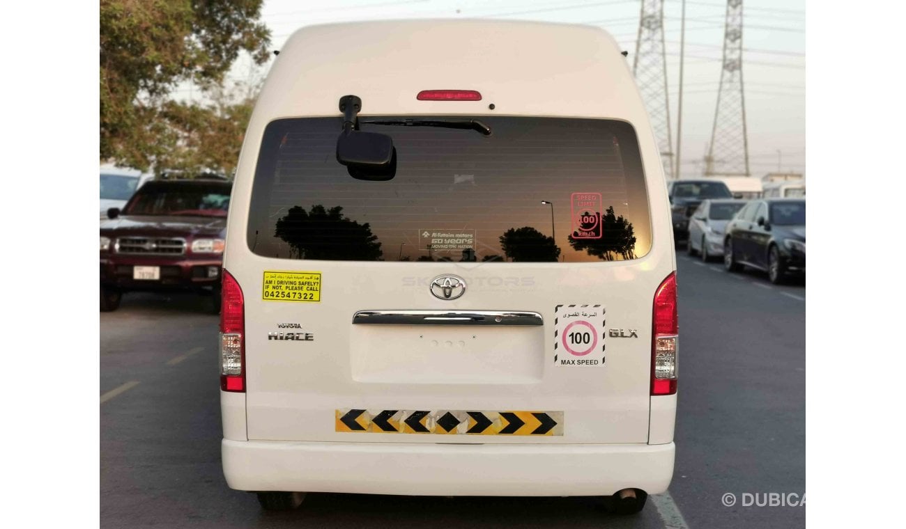 Toyota Hiace 2.7L Petrol, 15" Tyre, Manual Gear Box, Front & Rear A/C, Rear Roof Speaker, CD-USB (LOT # 5999)