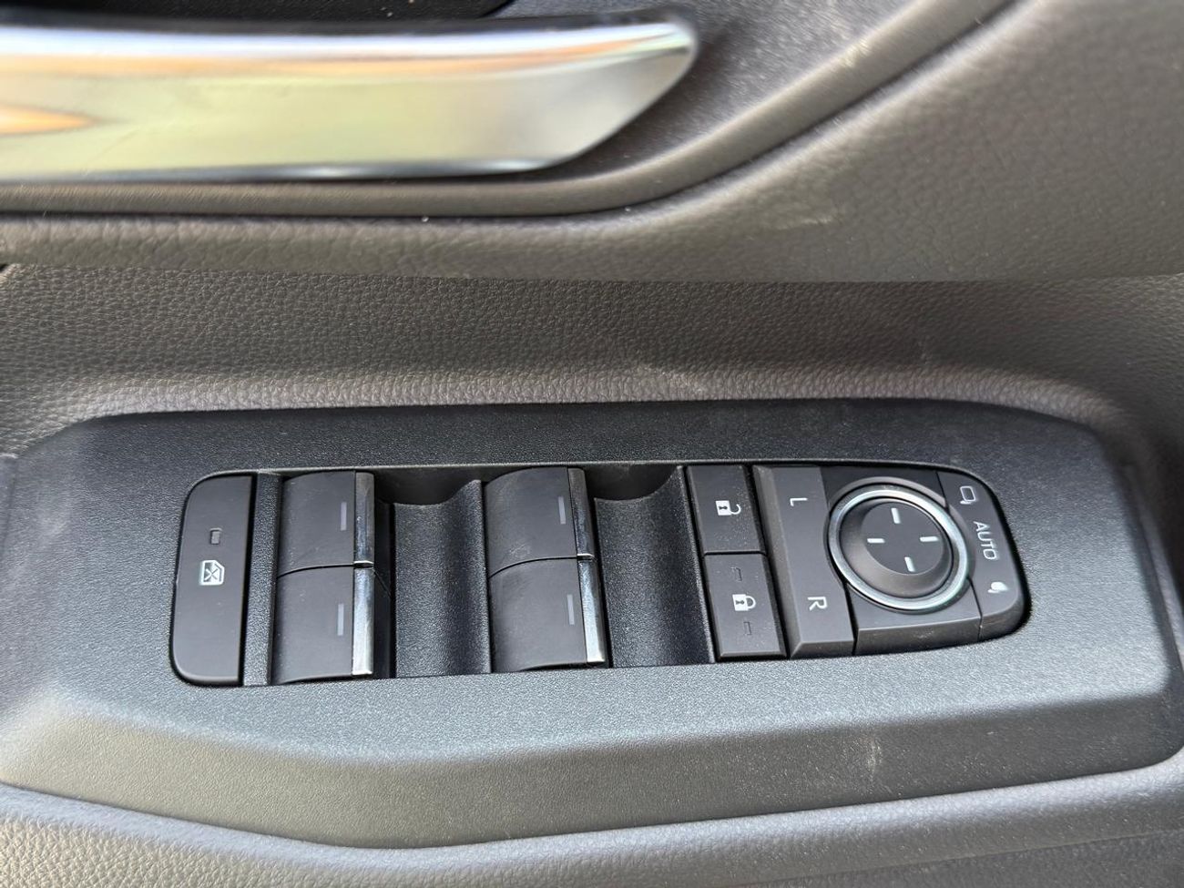 تويوتا برادو TOYOTA PRADO 2.4L TURBO ALL ROUNDER - G 2025 MODEL