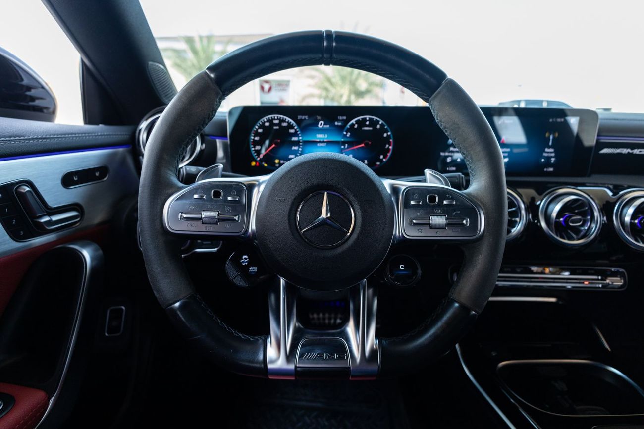 Mercedes-Benz CLA 35 AMG 4MATIC