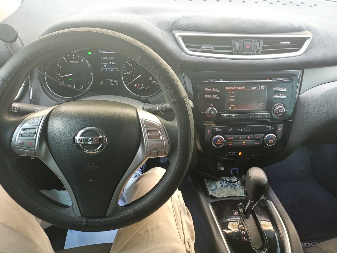 نيسان روج SV AWD