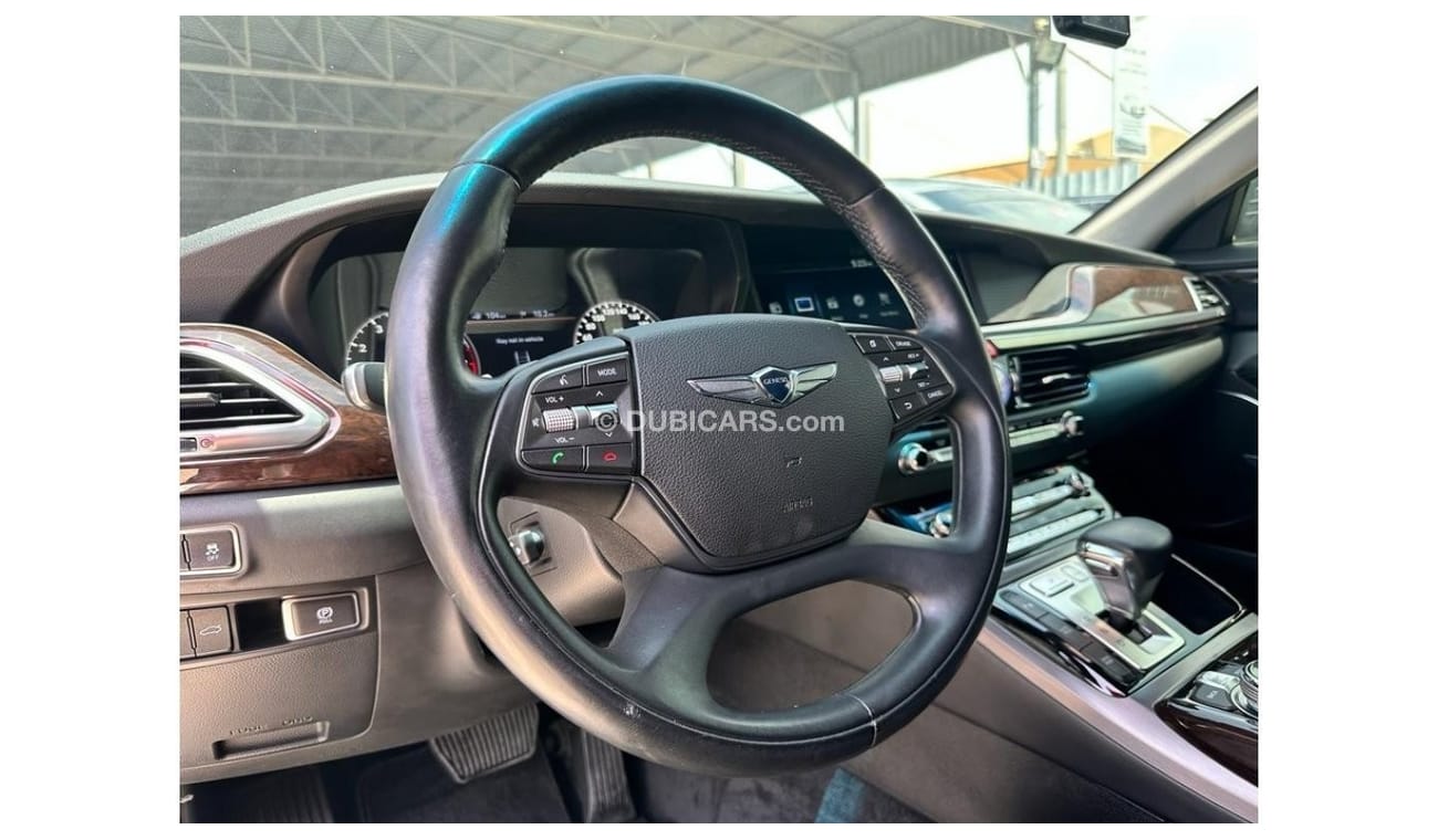 Genesis G90 Platinum