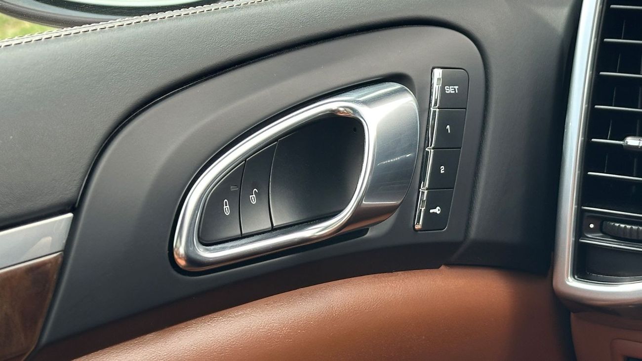 بورش كايان S Platinum Edition 2018 Full Service History GCC