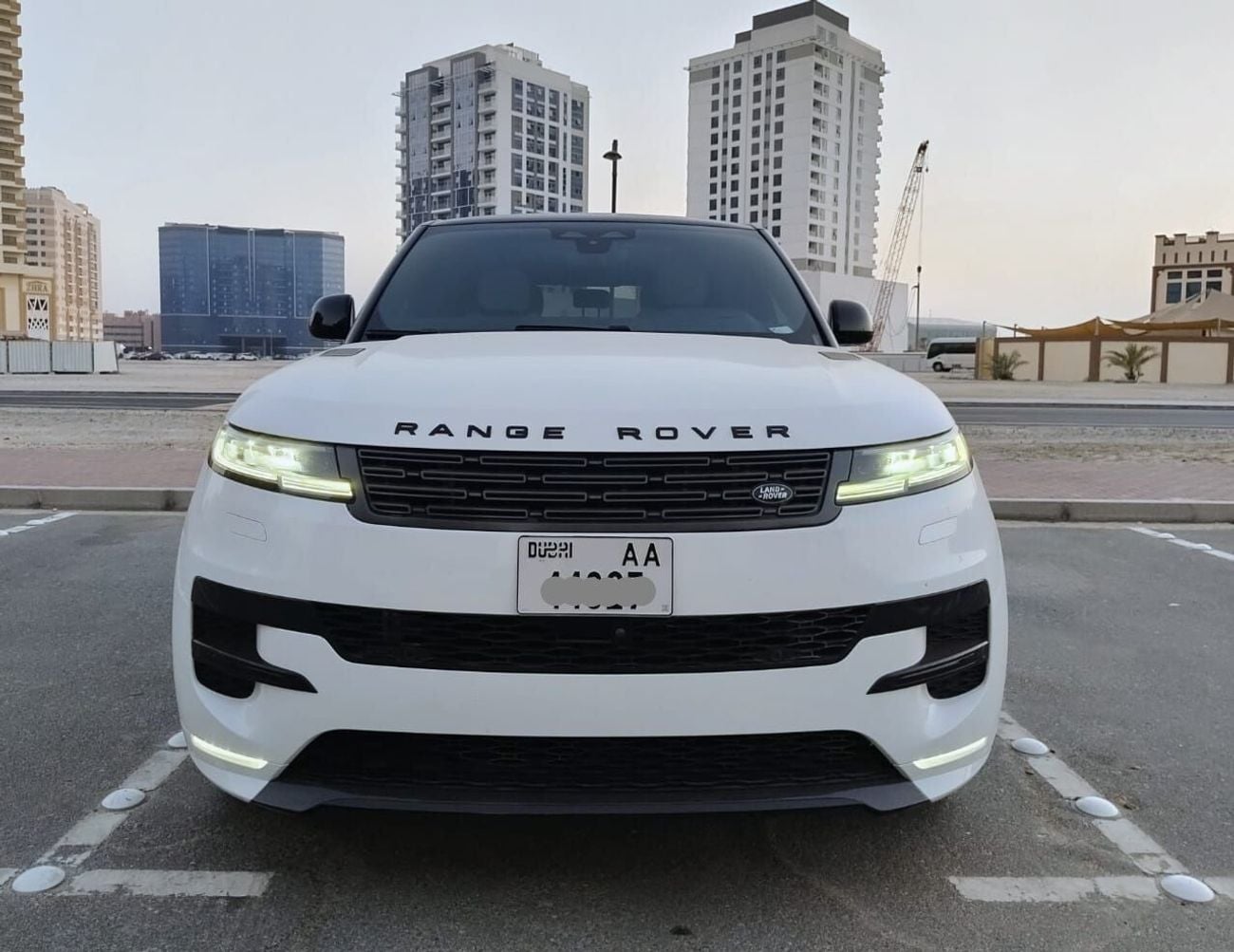 لاند روفر رينج روفر سبورت 2024 Dynamic SE P400