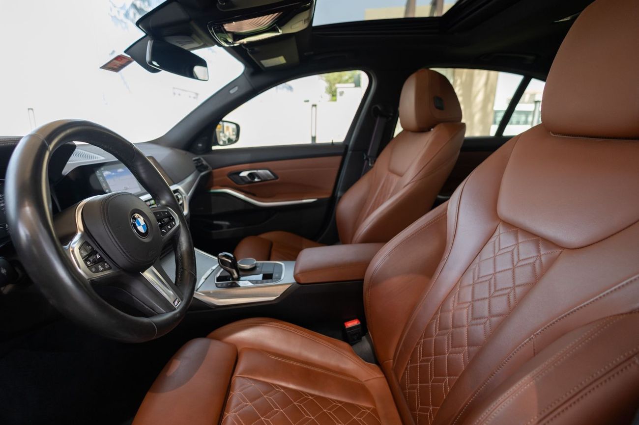 بي أم دبليو M340i BMW M340i xDrive 2020 GCC under Agency Warranty and Service Contract with Flexible Down-Payment.