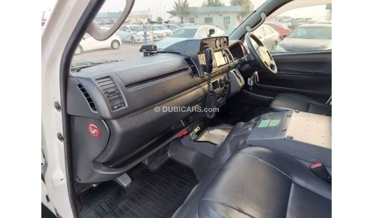 تويوتا هاياس TOYOTA HIACE VAN RIGHT HAND DRIVE(PM16273)