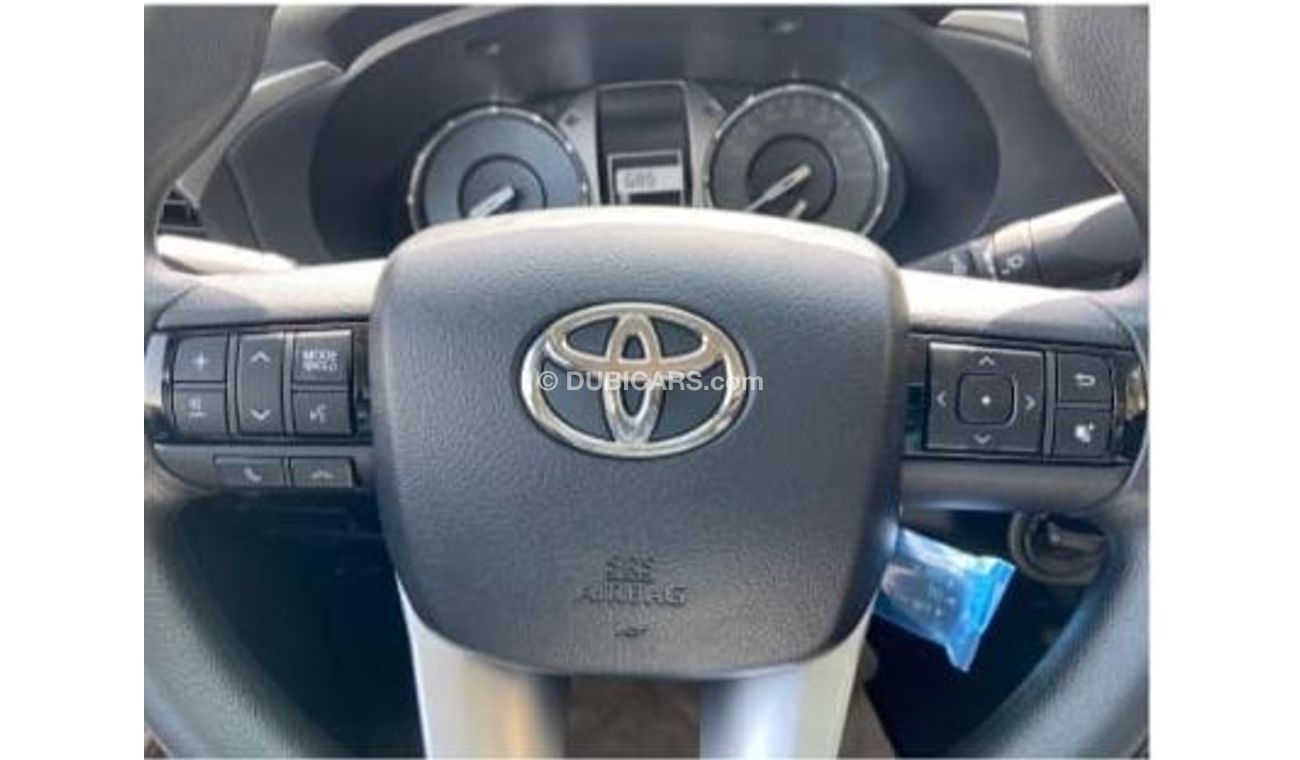 Toyota Hilux HILUX 2.8L DSL FULL OPTION A/T