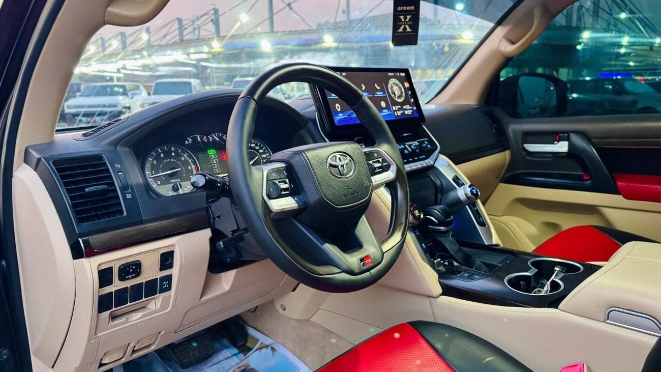 تويوتا لاند كروزر -