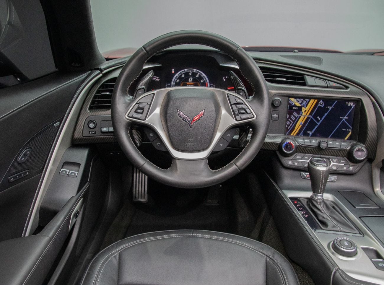 شيفروليه كورفت Stingray Z51 3LT 6.2L