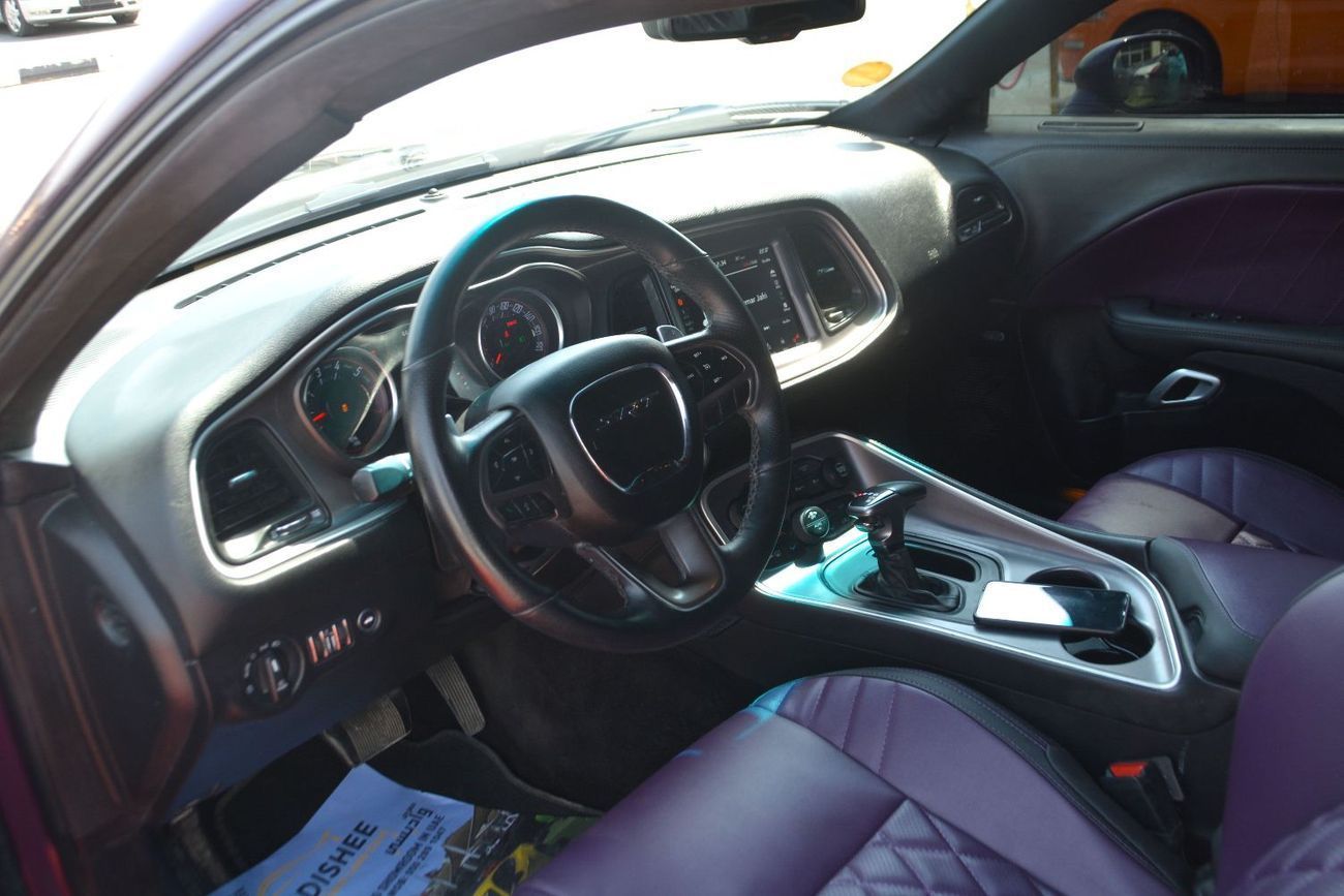 Dodge Challenger R/T Scat Pack 6.4L PURPLE BLACK MONSTER