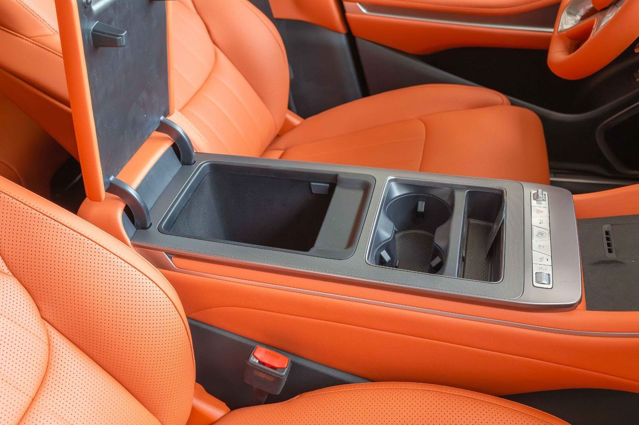 BYD Tang L Hybrid DM-i