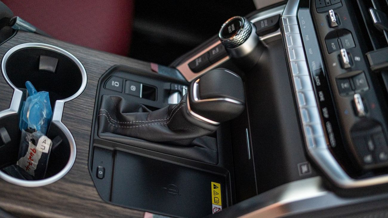 Toyota Land Cruiser VXR V6 3.3L Diesel 2025YM