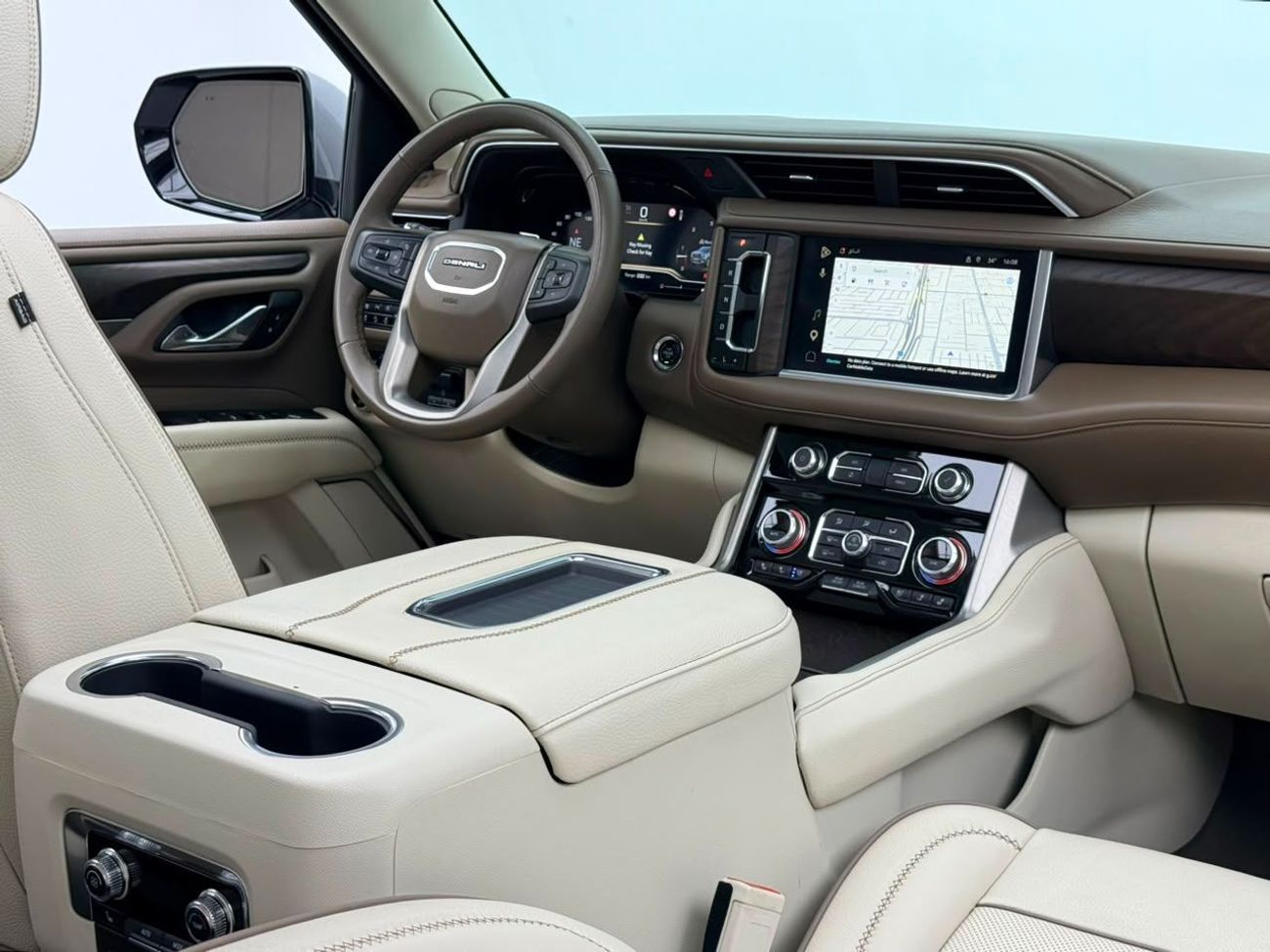 جي أم سي يوكون DENALI 2023 GMC Yukon, Jan/2029 GMC Warranty + Service Contract, Full GMC Service History, GCC