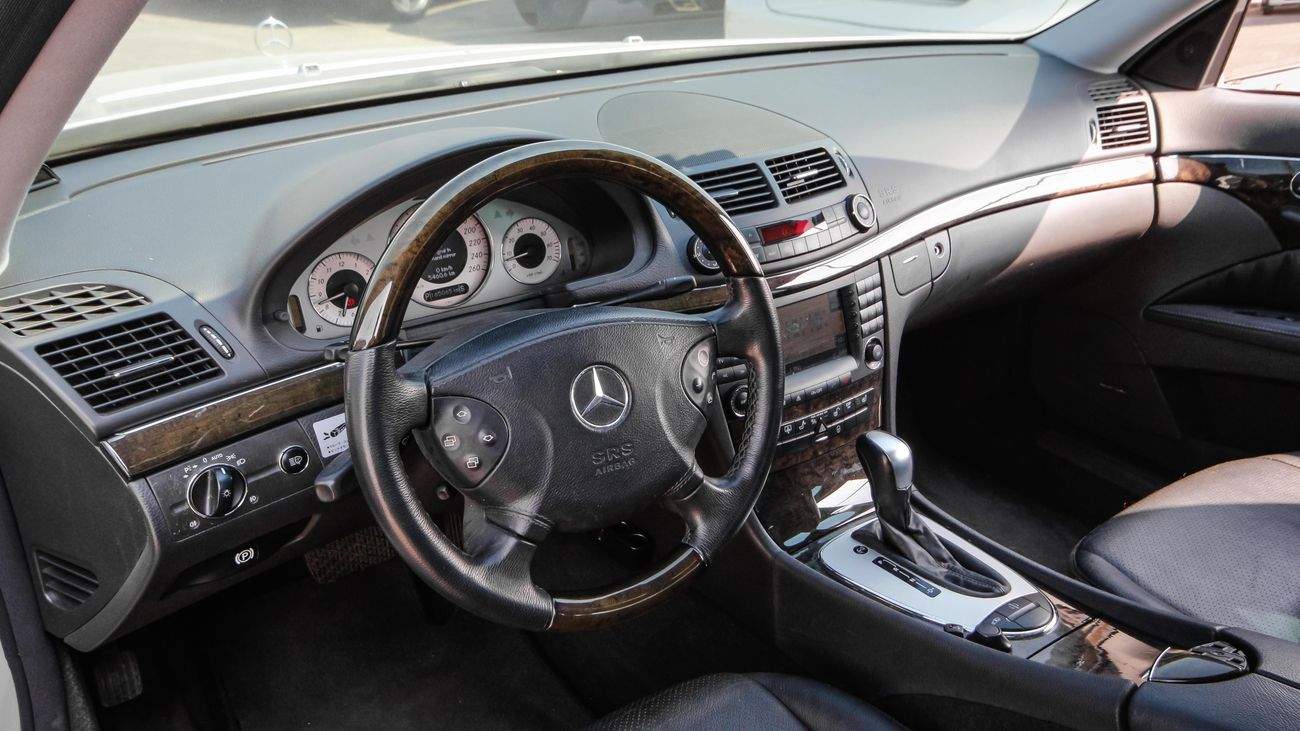 Mercedes-Benz E 500 with E55 Bodykit