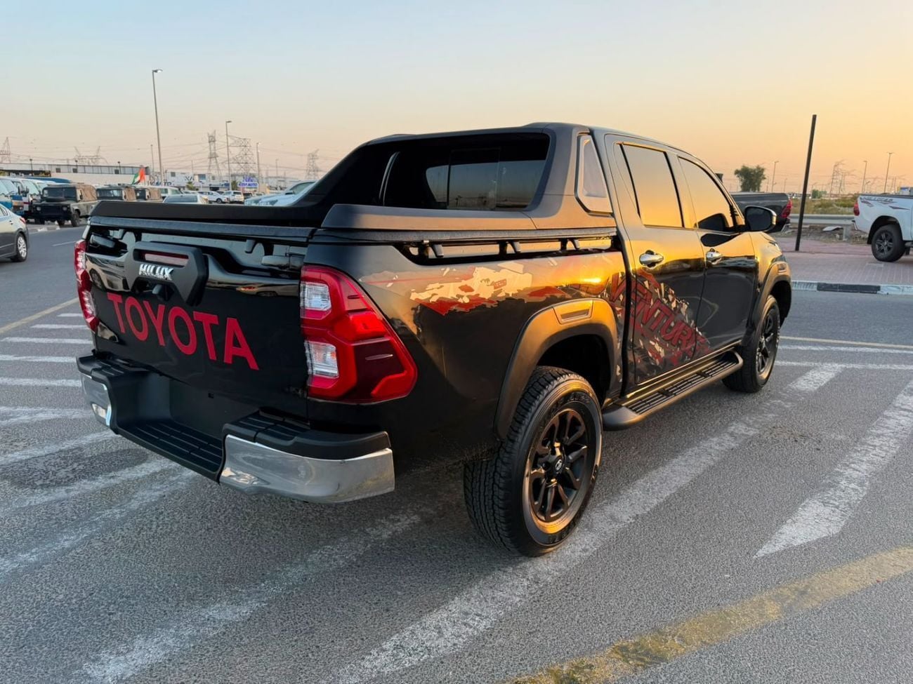 Toyota Hilux ADVENTURE 2021 Toyota Hilux Advanture Modified - 2.7L V4 - AWD 4x4- Rear Camera - Sidestep - Push