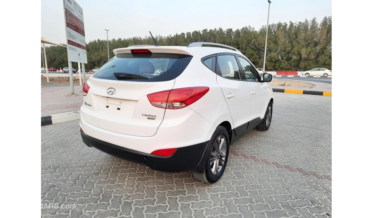 Hyundai Tucson Hyundai Tucson Model 2014 panoramic very celen car for sale