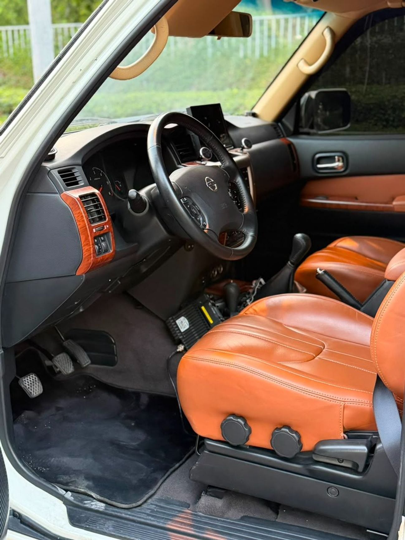 Nissan Patrol HT SAFARI