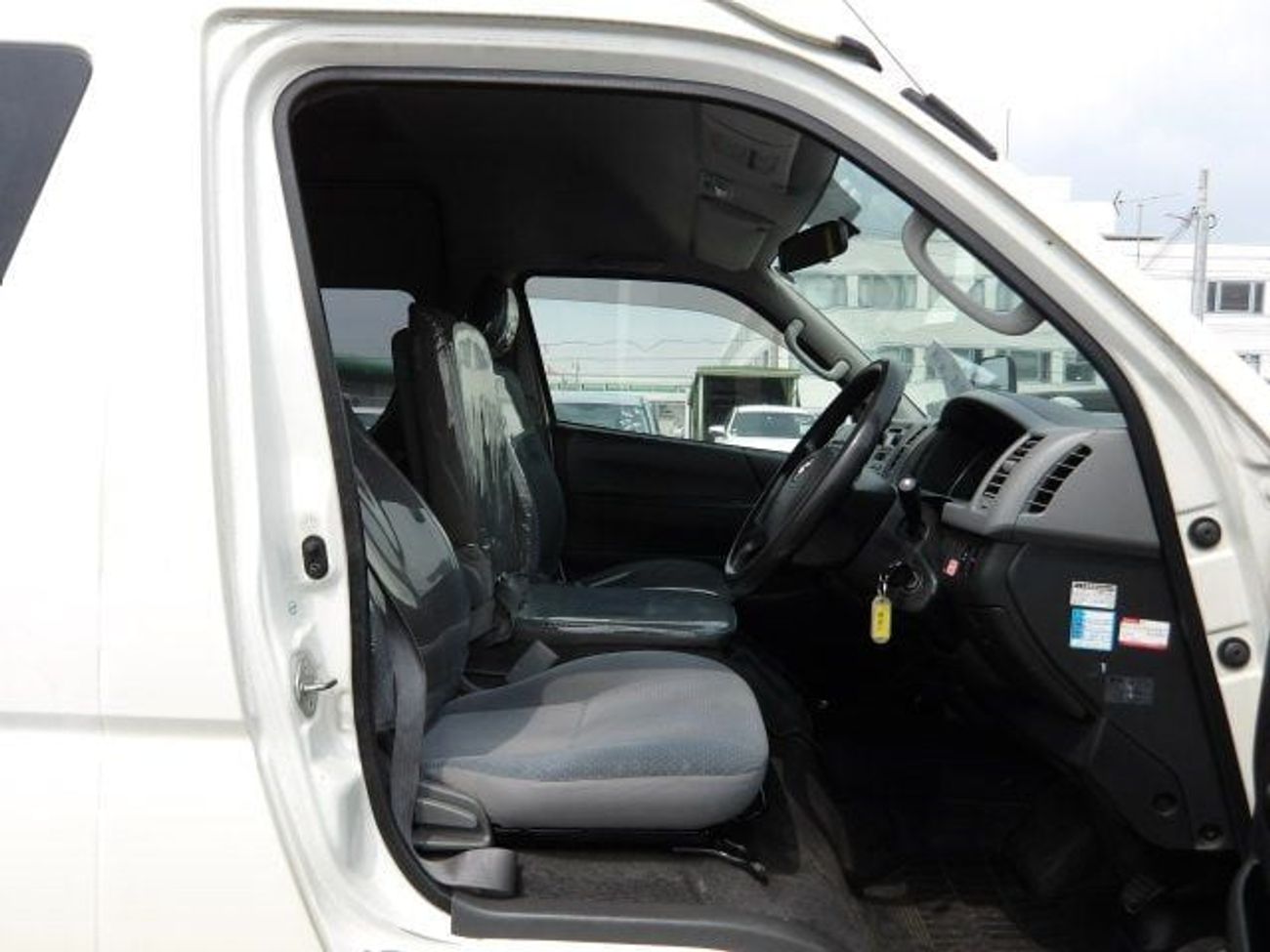 تويوتا هاياس 2.7 V4 PETROL /  PS, PW, AB, ABS, HIGH DECK, HIGH ROOF, POWER SLIDE DOOR (L) 2010/SUPER LONG GL 4WD/