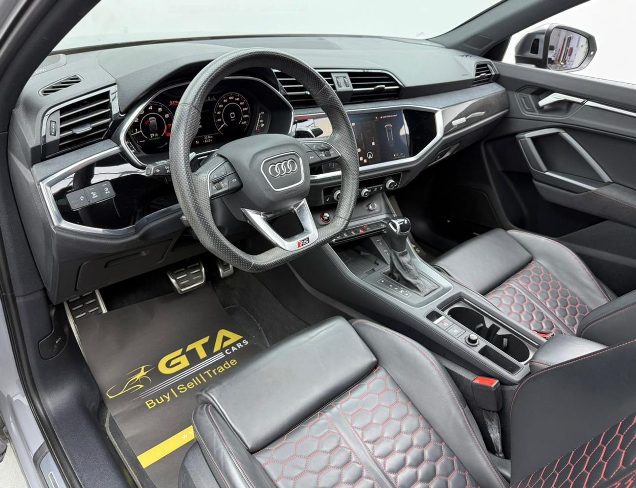 Audi RS Q3 TFSI quattro 2.5L SUV 2023 Audi RS Q3 ,Agency Warranty+Service Contract+Full Agency Service History 