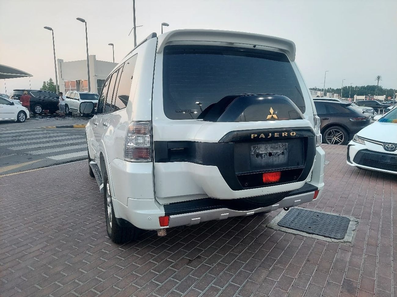 Mitsubishi Pajero 3.0L PETROL V6 AUTOMATIC TRANSMISSION