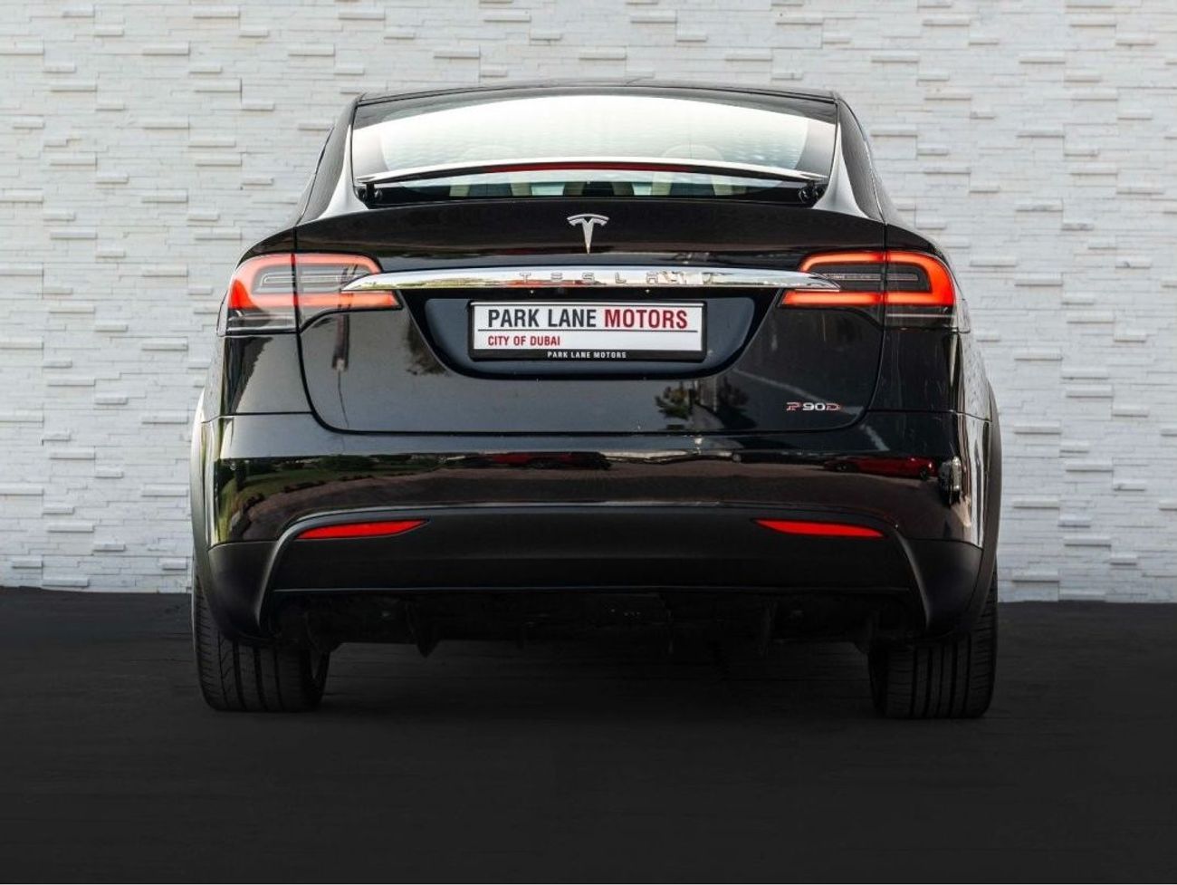 تسلا موديل اكس TESLA MODEL X P 90D LUDICROUS MODE • 7-SEATER • FULLY LOADED • FULL SERVICE TESLA UAE