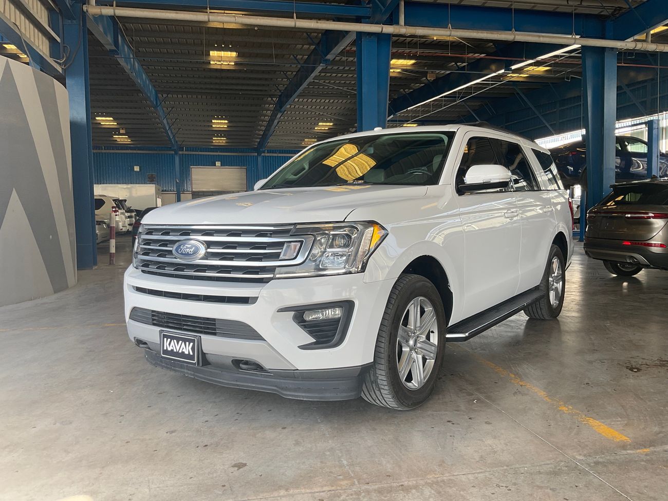 فورد إكسبيديشن XLT Premium | شامل الضمان | 0 ﺪﻔﻋﺓ ﺃﻮﻟﻯ