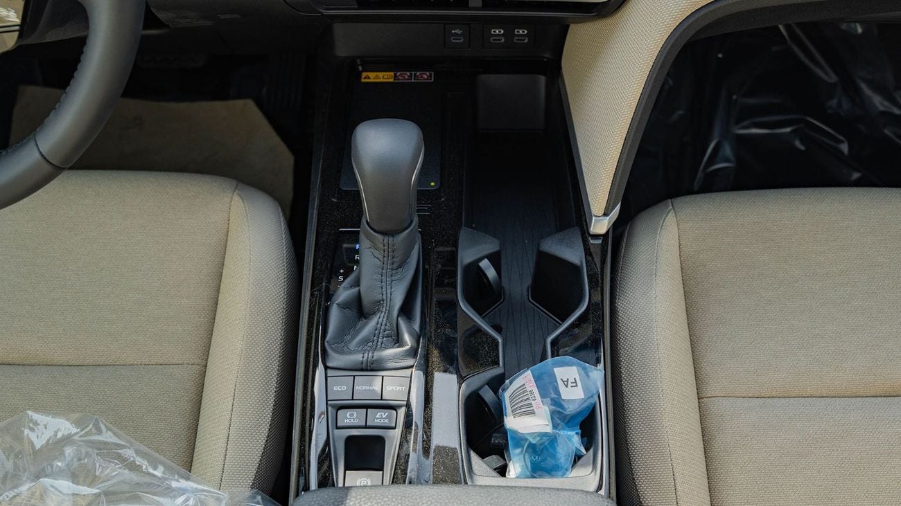 تويوتا كامري 2026 Toyota Camry LE 2.5L AT Hybrid (with Panoramic Sunroof)