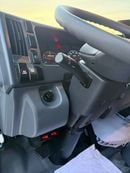 Isuzu NPR 85