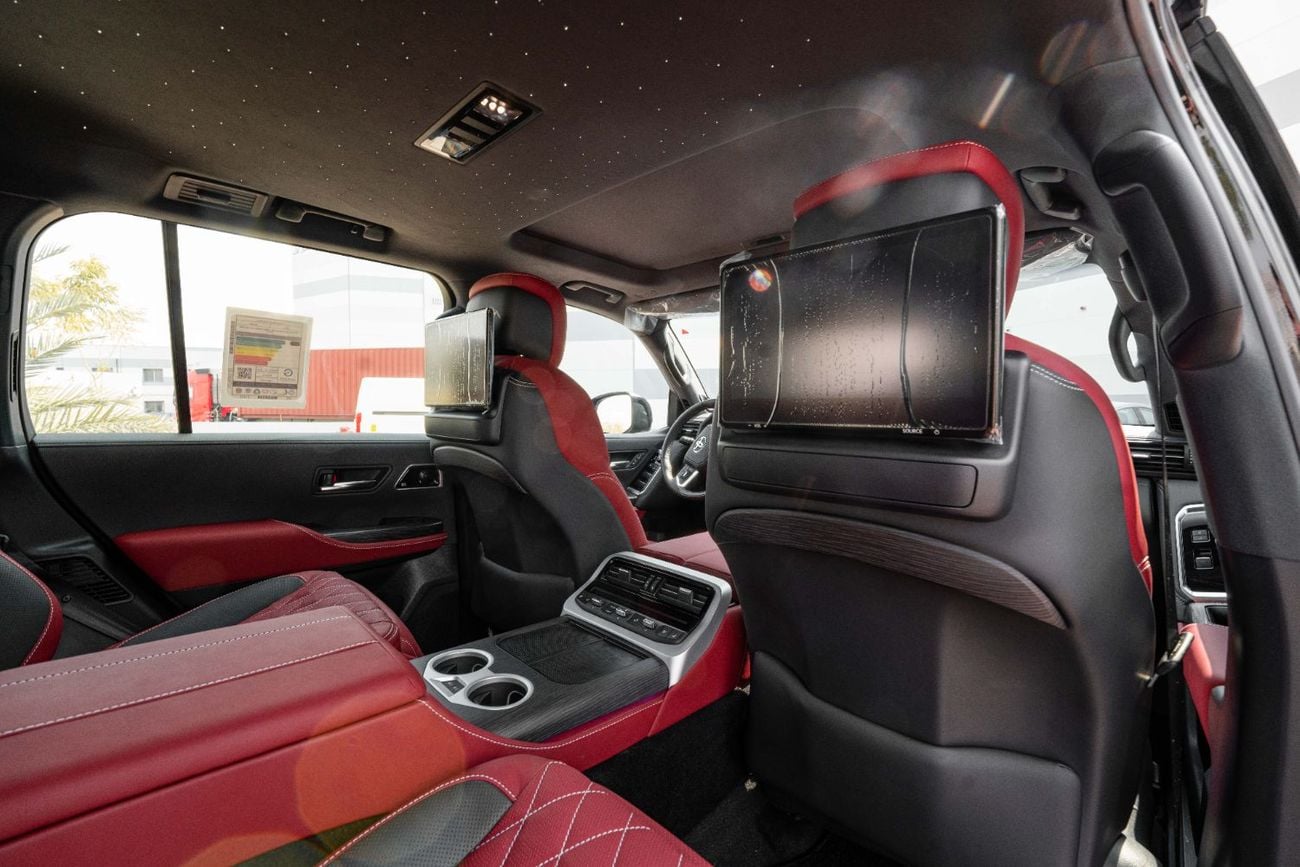 تويوتا لاند كروزر VXR WITH MBS AUTOBIOGRAPHY SEAT AND OFFROAD EDITION , ROOF STAR LIGHT