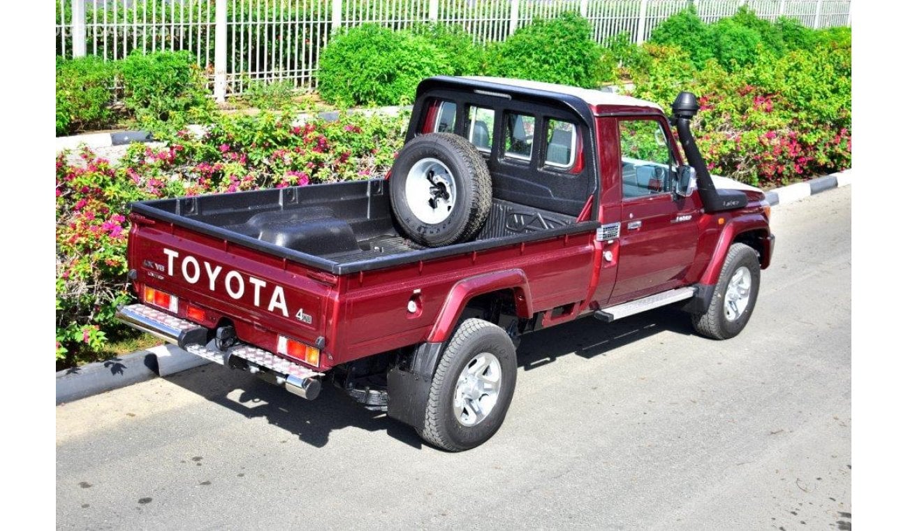 Toyota Land Cruiser Pick Up 79 Single Cab Pickup Limited V8 4.5L 4WD Turbo Diesel Manual Transmission