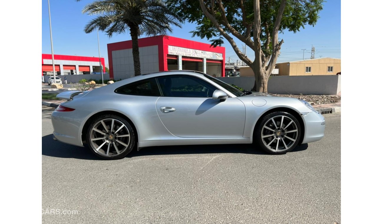 Porsche 911 Carrera GCC 2014 WITH WARRANTY AND FREE REGISTRATION