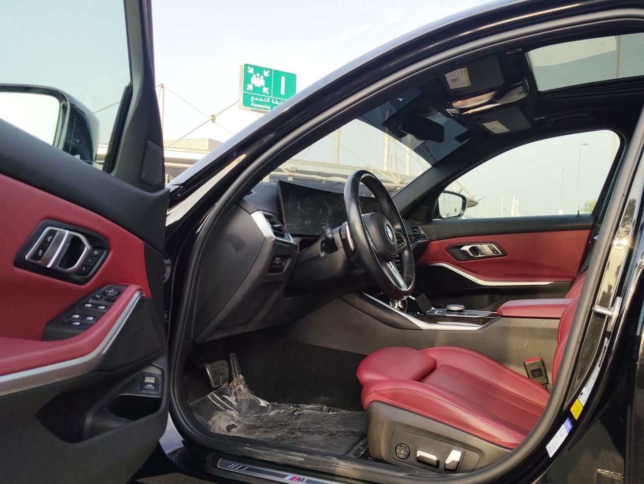 بي أم دبليو 330i M SPORT