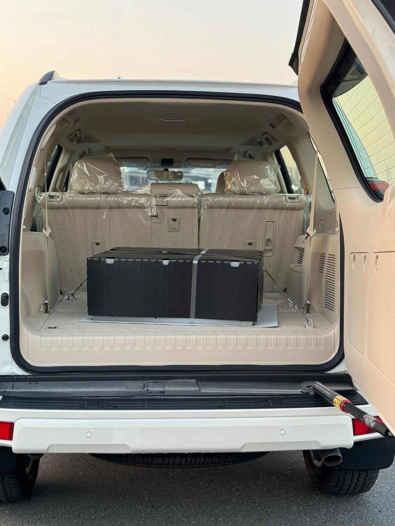 Toyota Prado 4.0 VX V6  Full Option (Ready Stock) GCC