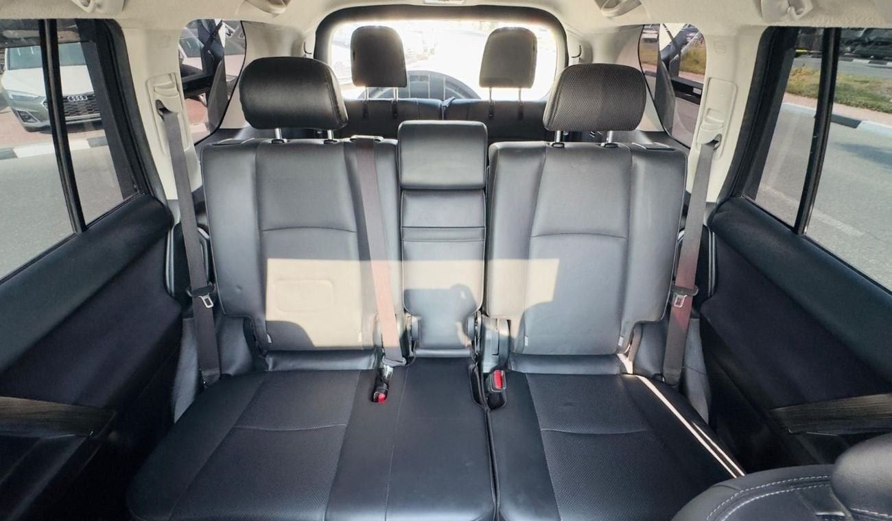 Toyota Prado PREMIUM BULL BAR | ROOF RACK WITH SIDE LADDERS | RHD | 2016 | 2.8L DIESEL ENGINE | (AT) | REAR VIEW